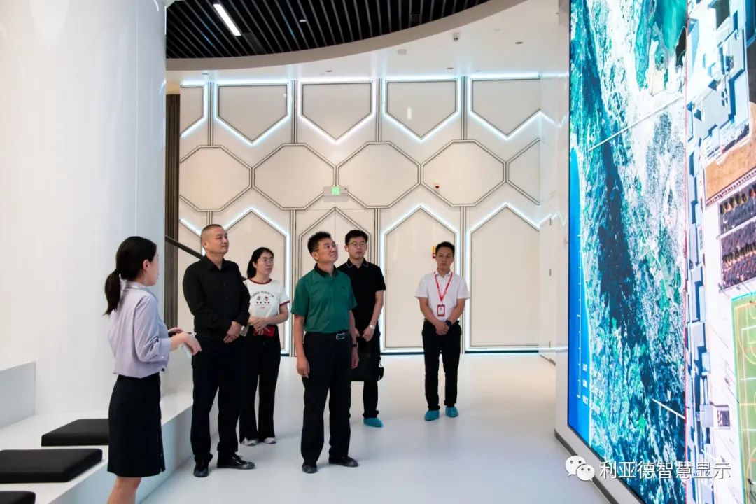 安徽省科技馆馆长方波一行莅临FUN88·乐天(中国游)南方总部参观调研